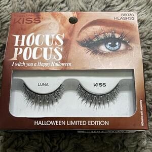 NEW In Box UNUSED Kiss Halloween Limited Edition Glitter Rhinestone False Lashes